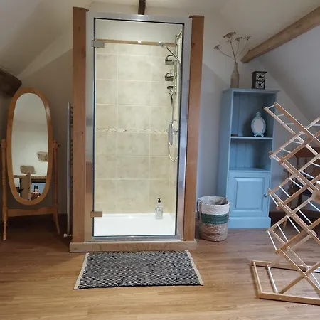 Des Roches Roche D'oetre Suisse Normande