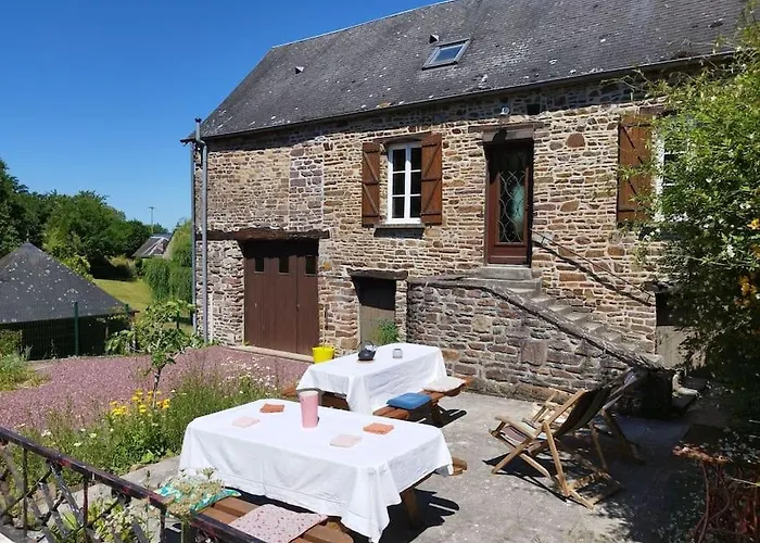 Des Roches Roche D'oetre Suisse Normande * Saint-Philbert-sur-Orne