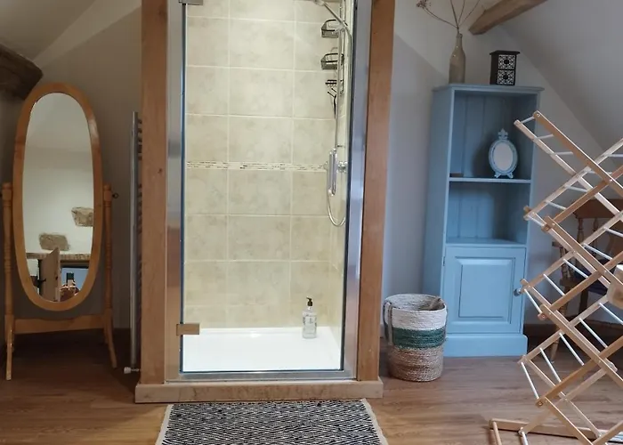 Des Roches Roche D'oetre Suisse Normande