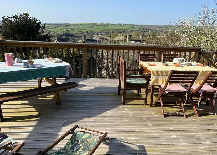 Des Roches Roche D'oetre Suisse Normande * Saint-Philbert-sur-Orne